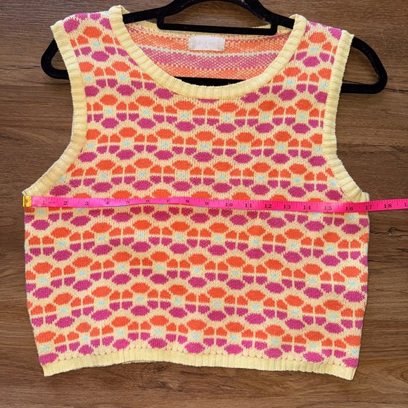 Altar'd State Colorful Geometric Knit Sweater Vest Size Medium - Picture 6 of 8